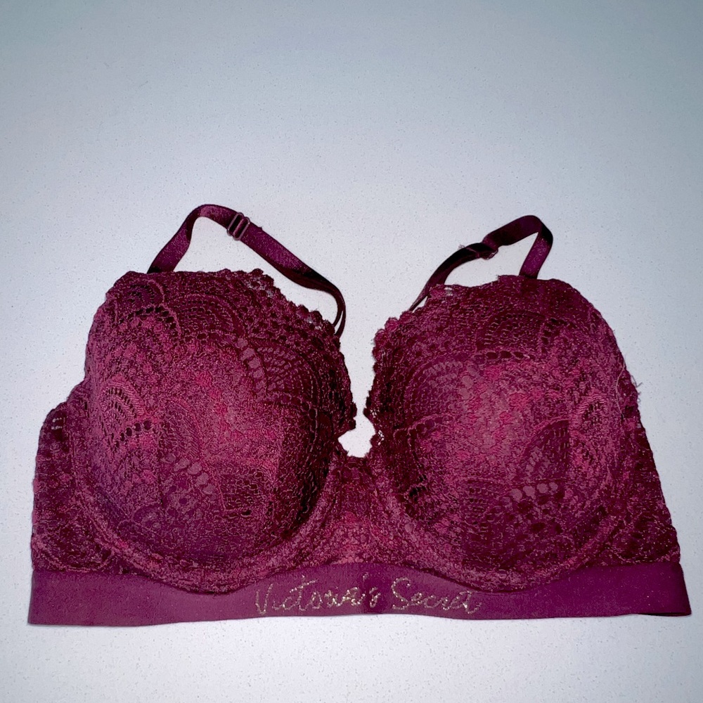Burgundy bra 34D